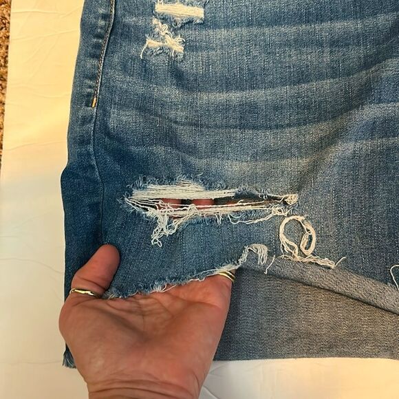 American Eagle Distressed Denim Mini Skirt Size 20 - Picture 3 of 9